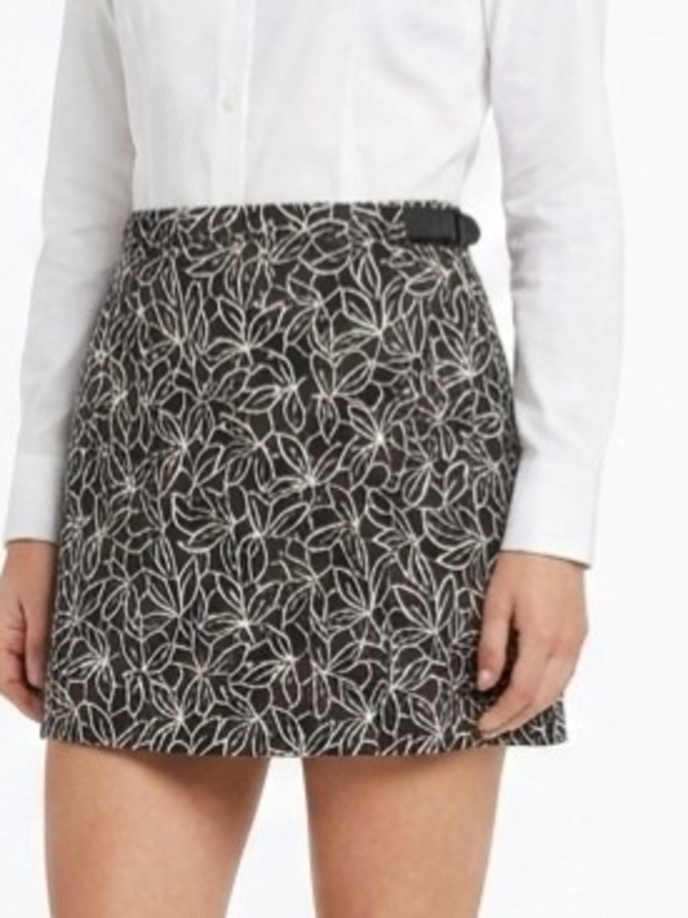 Eddie Bauer Nylon Wrap Skirt Navy Leaf Print Buckle Closure Size L